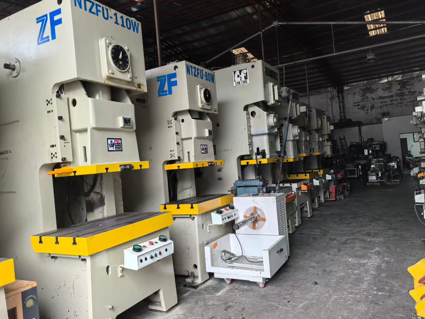 工厂报废机械设备回收、报废电机、废铁五金回收